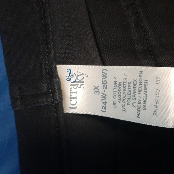 Capri Jeggings - Picture 3 of 3